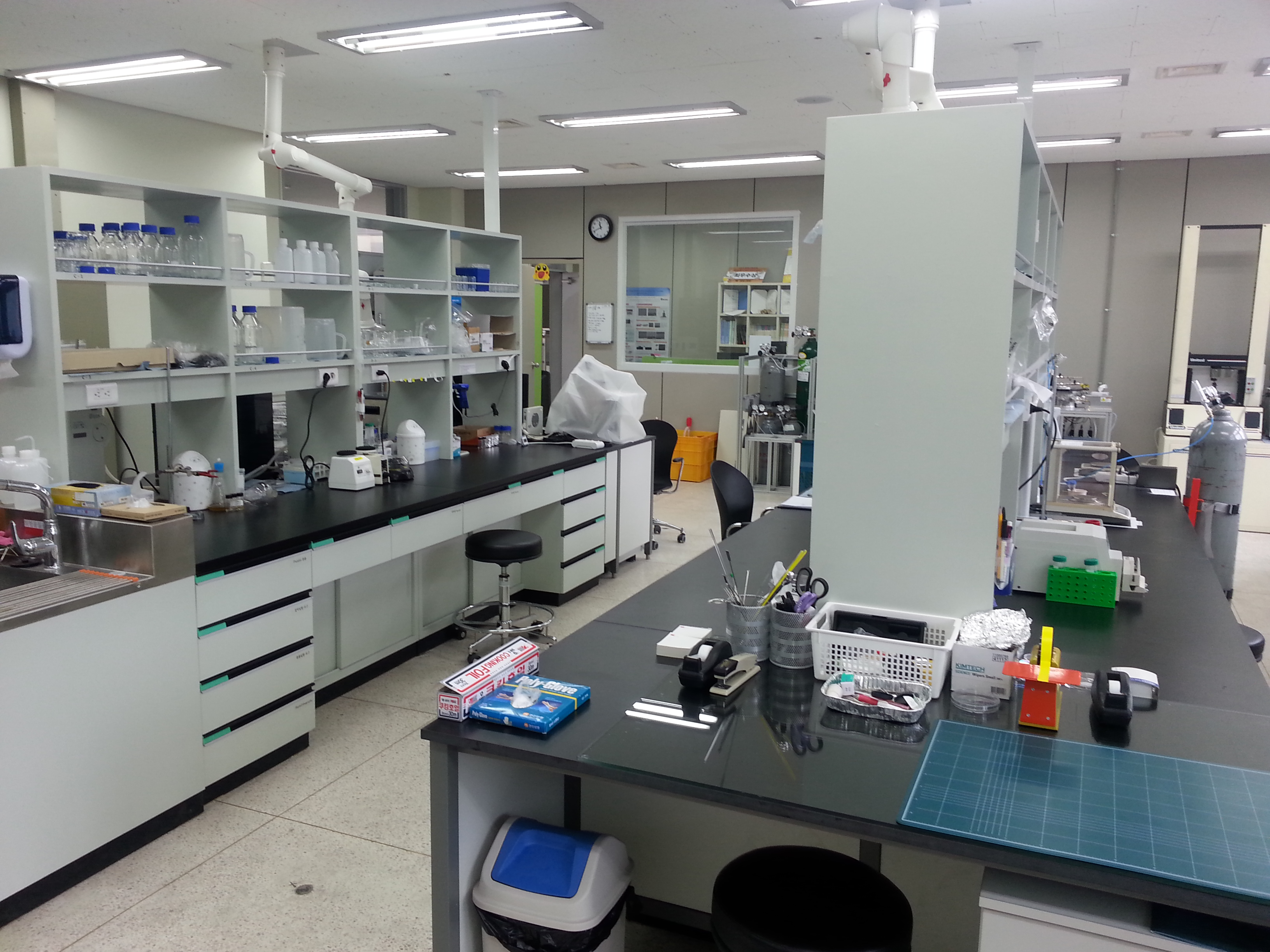 고분자약물전달연구실 (Laboratory for Polymeric biomaterials & Drug delivery) 사진